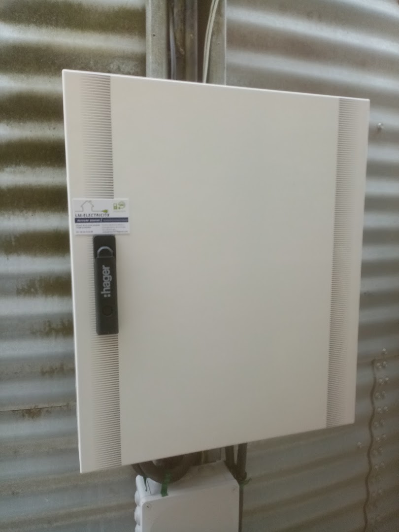 LM Électricité — Photos 4